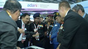 Adani Defence: అదానీ కంపెనీలో ఇజ్రాయెల్ పిస్టల్స్.. ప్రత్యేకత ఏమిటంటే..