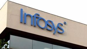 Infosys News: వ్యాపార అనిశ్చితిలో ఇన్ఫోసిస్ కీలక నిర్ణయం.. తాజాగా..