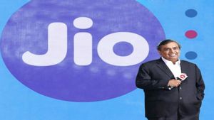 Reliance Jio: ఎయిర్‌టెల్‌ను వెనక్కి నెట్టే అంబానీ ఆఫ్‌ఫోర్ ప్లాన్.. జియో 5జీ దూకుడు..