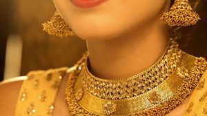Gold Rate Today: యుద్ధం ప్రకటించిన బంగారం.. పెరిగిన ఇవాళ్టి రేటు తెలుసుకోండి.. 