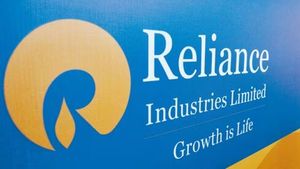 RIL Q2 Results: అదరగొట్టిన రిలయన్స్ ఇండస్ట్రీస్ లాభాలు.. జియో, రిటైల్ ఆన్ ట్రాక్..