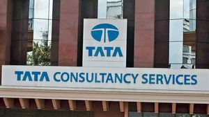TCS News: టీసీఎస్ ఉద్యోగులకు కొత్త సమస్య.. ఆఫీసులకు వెళ్లినా కష్టాలు తప్పట్లే.. పాపం..!!