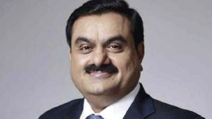 Adani Group: మరో సిమెంట్ కంపెనీ కొనే రేసులో గౌతమ్ అదానీ.. ఈ సారి ఎవరంటే..??