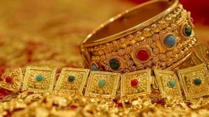 Gold News: 25 కేజీల బంగారం లేపేసిన దొంగలు.. జోస్ అలుక్కాస్‌కు షాక్..