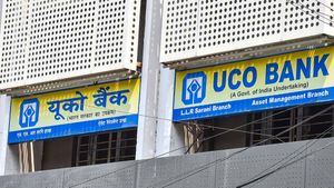 UCO Bank: యూకో బ్యాంక్ ఉదంతంపై ఆర్థికశాఖ అలెర్ట్.. PSU బ్యాంకులకు కీలక ఆదేశాలు