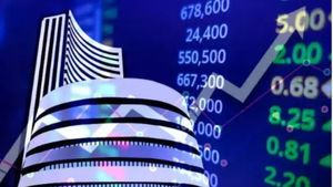Stock Market: లాభాల్లో ముగిసిన సూచీలు సెన్సెక్స్, నిఫ్టీ.. ఓలటాలిటీ ఉన్నప్పటికీ..