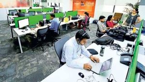 IT News: ఏడాదంతా వణికిపోయిన ఉద్యోగులు.. గంటకు ఎంత మందిపై వేటు పడిందంటే..?