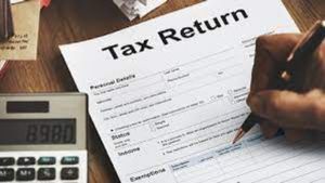 ITR Filing: రికార్డు స్థాయిలో పన్ను ఫైలింగ్స్ నమోదు.. వార్నింగ్ ఇచ్చిన టాక్స్ అధికారులు..!