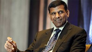 Raghuram Rajan: రిజర్వు బ్యాంక్ గవర్నర్‌గా రఘురామ్ రాజన్ షాకింగ్ జీతం..!! 