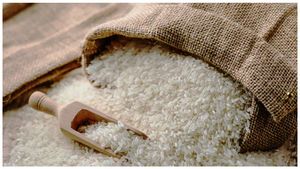 Rice Prices: శుభవార్త.. త్వరలోనే తగ్గనున్న బియ్యం, పప్పుల ధరలు.. 