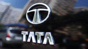 Tata Motors: షాకింగ్.. వాణిజ్య వాహనాల రేట్లు పెంచనున్న టాటా మోటార్స్..!!
