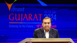 Mukesh Ambani: ఎప్పటికీ రిలయన్స్ గుజరాతీ కంపెనీనే.. అంబానీ 5 వాగ్ధానాలు ఇవే..