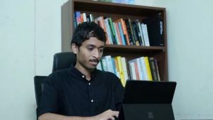 Success Story: చాకులాంటి హైదరాబాద్ కుర్రోడు.. స్టాక్ మార్కెట్లో రూ.100 కోట్లు కొట్టాడు.. 