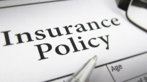 Free Insurance: ఉచితంగా యాక్సిడెంటల్ ఇన్సూరెన్స్ కవరేజ్.. ఇలా పొందండి..!