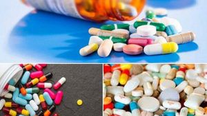 Essential Medicines: ఏప్రిల్ 1 నుంచి పెరగనున్న అవసరమైన ఔషధాల ధరలు..