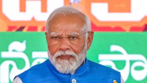 PM Scheme: మోదీ ప్రభుత్వ స్కీమ్.. ఒక్కొక్కరిటి రూ.78,000 లబ్ధి.. త్వరపడండి..