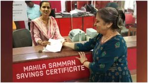 Saving Scheme: మహిళలకు మోదీ వరం.. అలా డబ్బు దాచుకుండే సూపర్ వడ్డీ.. తెలుసా..??