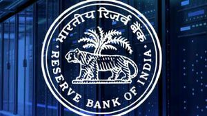RBI News: బ్యాంకుల లోన్ మోసాన్ని గుర్తించిన ఆర్బీఐ.. మానుకోవాలని హెచ్చరిక.. 