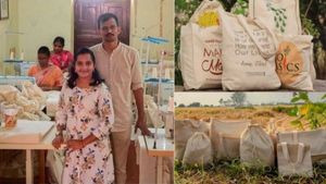 Business Success: పర్యావరణాన్ని కాపాడుతూ వ్యాపారం.. కోట్లు సంపాదించిన భార్యాభర్తలు..