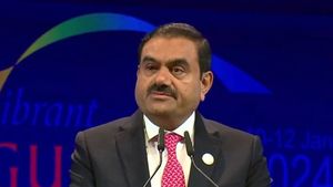 Adani News: గూగుల్, రిలయన్స్‌కు పోటీగా రంగంలోకి అదానీ గ్రూప్.. ఆ విభాగంలో ఎంట్రీకి ప్లాన్