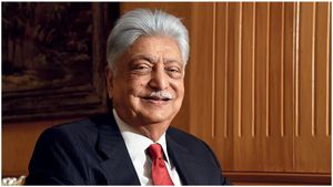 Azim Premji: విప్రో బ్యాంకింగ్ వ్యాపారంలోకి వస్తోందా..?? ఆ బ్యాంక్‌లో 51% వాటాకు చర్చలు.. 