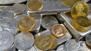 Akshaya Tritiya: దుమ్ముదులిపిన క్విక్ కామర్స్ సైట్స్.. గోల్డ్, సిల్వర్ కాయిన్స్ ఖాళీ..