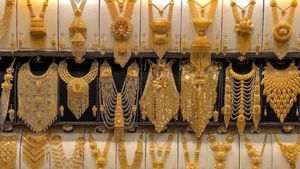 Gold Rate: కుప్పకూలిన పసిడి ధరలు.. సోమవారం షాపింగ్ సదవకాశం.. తాజా రేట్లివే..