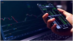 Short term stocks: షార్ట్ టర్మ్‌లో మంచి రిటర్న్స్ ఇచ్చే స్టాక్స్.. ఈ రంగంపై ఇన్వెస్టర్ల కన్ను