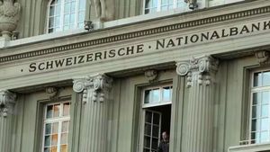 Swiss Bank: జాతకాలు బయటపెట్టిన స్విస్ బ్యాంక్..!