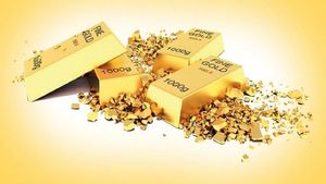 Gold Prices: అలా బడ్జెట్ రిలీజ్, ఇలా తగ్గిన గోల్డ్ రేట్స్.. హైదరాబాద్‌లో తాజా బంగారం ధరలివే..