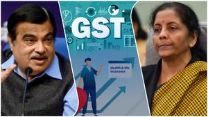Nitin Gadkari: జీవిత, వైద్య బీమా ప్రీమియంపై జీఎస్టీ రద్దు చేయాలని కోరిన నితిన్ గడ్కరీ..