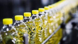  Edible Oil: స్వల్పంగా తగ్గిన వంట నూనెల దిగుమతి.. ధరలు పెరుగుతాయా..!