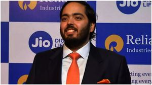 Anant Ambani: అనంత్ అంబానీ భారీ విరాళం.. గణపతి పప్పాకి బంగారు కిరీటం.. పూర్తి వివరాలు 