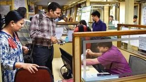 Banking News: బ్యాంక్ అకౌంట్ హోల్డర్ మరణిస్తే ఆ డబ్బులు ఎవరికెళ్తాయ్..? తెలుసుకోండి