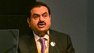 Adani News: అదానీ ఆశలు ఆవిరి.. ఆ మెగా డీల్ అడ్డుకున్న కోర్టు..!!