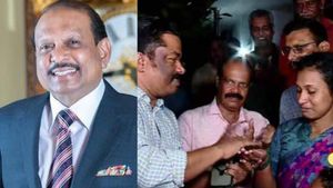 Debt Trap: అప్పుల ఊబిలో మహిళ.. రూ.20 లక్షలు సాయం చేసిన బిలియనీర్, సూపర్ సామీ..