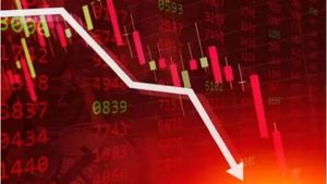 Market Crash: సెన్సెక్స్ 930 పాయింట్లు క్రాష్.. రూ.9 లక్షల కోట్లు గల్లంతు, కారణాలివే..