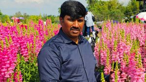 Success Story: నెలకి రూ.వెయ్యి సంపాదన.. ప్రస్తుతం ఏటా రూ.70 కోట్ల వ్యాపారం, ఆ ఆలోచనతో సక్సెస్