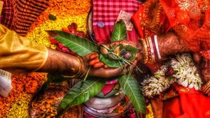 Wedding Season: స్టార్ట్ అయిన పెళ్లిళ్ల సీజన్.. 48 లక్షల కొత్త జంటల షాపింగ్ కోలాహలం.. ఆ నగరం..