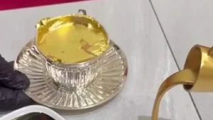 ఇదెక్కడి టి అండి బాబు.. కప్పు సాసర్ టికి లక్ష బిల్.. జీవితంలో చూసి ఉండరు.. 