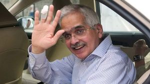 RBI Governor: చెన్నై ఆసుపత్రిలో చేరిన ఆర్బీఐ గవర్నర్ శక్తికాంత దాస్.. ఏమైందంటే..?