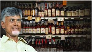 AP Liquor News: ఏపీలో లిక్కర్ కిక్కుతో చంద్రబాబు ఖజానాకు కాసులు.. జోరుగా అమ్మకాలు..