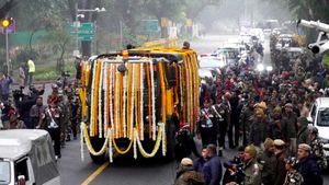 మన్మోహన్ సింగ్ చివరి ప్రయాణం.. అంత్యక్రియలలో పాల్గొన్న రాష్ట్రపతి, ప్రధాని మోడీ, రాహుల్ గాంధీ..