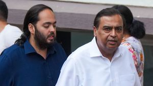 Reliance Industries: అంబానీకి అప్పులివ్వటానికి క్యూకట్టిన బ్యాంకులు, పూర్తి వివరాలివే..