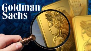 Gold Rate: గోల్డ్ పై గోల్డ్‌మన్ శాక్స్ కీలక నివేదిక.. షాపింగ్-ఇన్వెస్ట్మెంట్ చేసేవారికే..