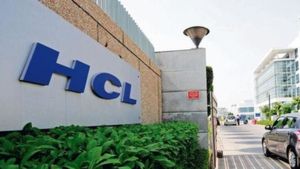 HCL Q3 results: 6% వృద్ధితో భారీగా లాభాలు.. సిల్వర్ జూబ్లీ కానుకగా స్పెషల్ డివిడెండ్‌ ప్రకటన..   
