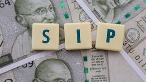 Mutual Funds: చేతికి రూ.21 కోట్లు కావాలంటే నెలకు ఎంత సిప్ చేయాలో తెలుసా? ఈజీగా కోటీశ్వరులవ్వండి