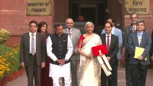 కేంద్ర బడ్జెట్‌లోకి రూపాయికి రూపాయి ఎక్కడ నుండి వస్తుంది, ఎక్కడికి పోతుంది? ప్రతి పైసా లెక్క అర్థం చేసుకోండి