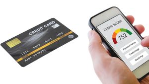 Credit Card: వామ్మో.. క్రెడిట్ కార్డ్ బిల్లు ఈఎంఐగా మార్చితే సిబిల్ స్కోర్ తగ్గుతుందా..?