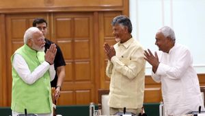 కేంద్ర బడ్జెట్ 2025: బడ్జెట్‌తో బీహార్ హ్యాపీ.. మరి చంద్రబాబు సీఎంగా ఉన్న ఏపీకి  దక్కిందేంటి..?